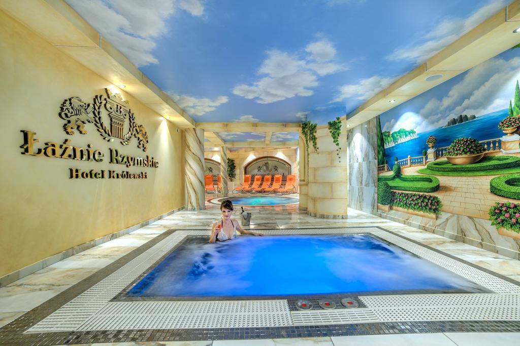 Hotel Krolewski Janów Lubelski Exteriör bild
